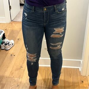 American Eagle High Rise Ripped Jegging